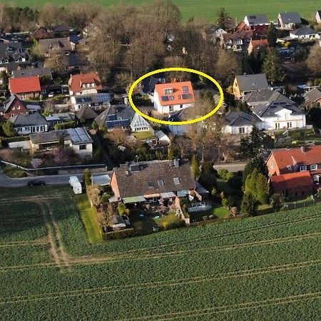 Helle, Grosszuegige Ferienwohnung Fuer 2 - 3 Personen Mit Parkplatz + E-Ladestation In Buchholz, Nordheide 诺尔登堤岸布赫霍尔茨 外观 照片