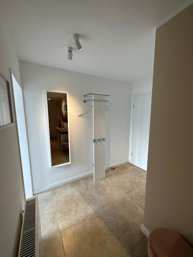 Helle, Grosszuegige Ferienwohnung Fuer 2 - 3 Personen Mit Parkplatz + E-Ladestation In Buchholz, Nordheide 诺尔登堤岸布赫霍尔茨 外观 照片