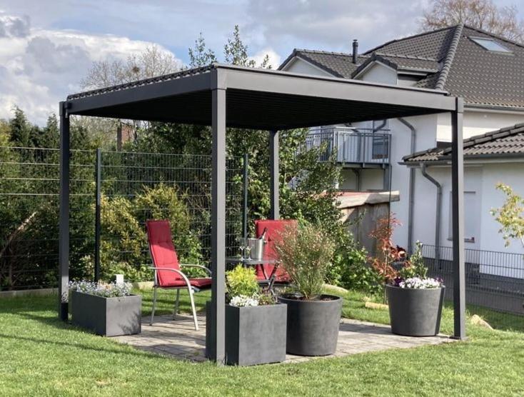 Helle, Grosszuegige Ferienwohnung Fuer 2 - 3 Personen Mit Parkplatz + E-Ladestation In Buchholz, Nordheide 诺尔登堤岸布赫霍尔茨 外观 照片